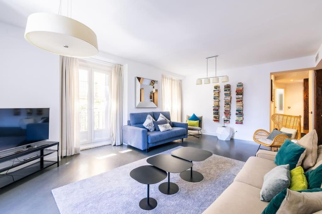 마드리드 Amazing Flat 5 Balconies In Chueca - Gran Via 아파트 외부 사진